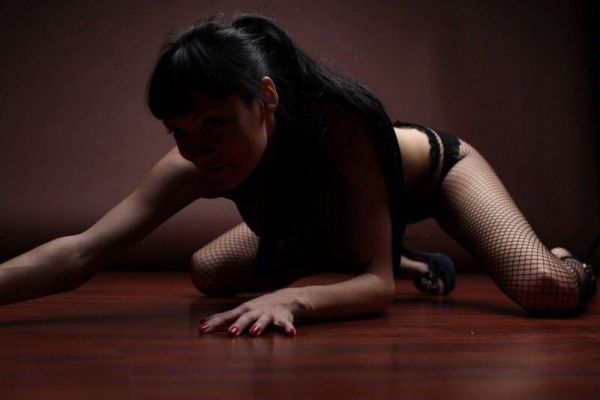 Девушка по вызову: Уникальный опыт без давления и агрессии — для кого это подходит?